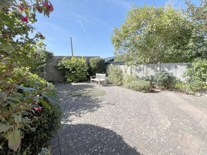 Photo 5- click for photo gallery